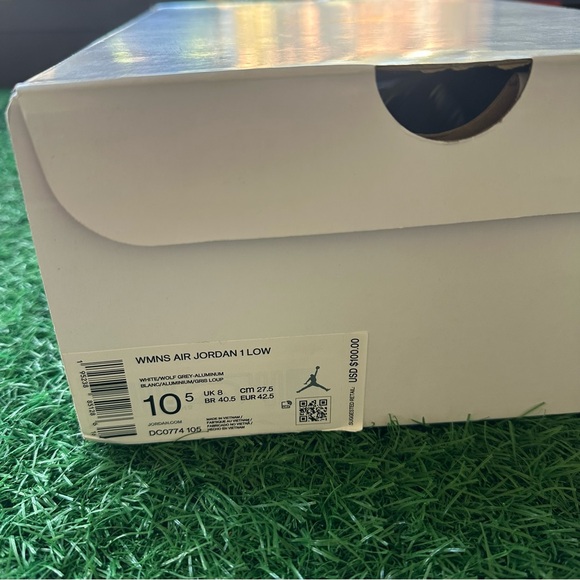 Nike Air Jordan Low White Wolf Grey Aluminum - Picture 4 of 14